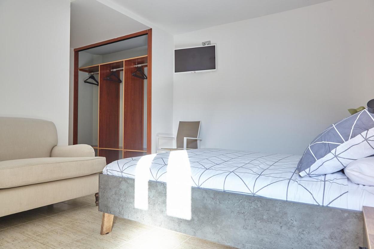 Hostal Fontanan La Pola de Gordon Екстер'єр фото
